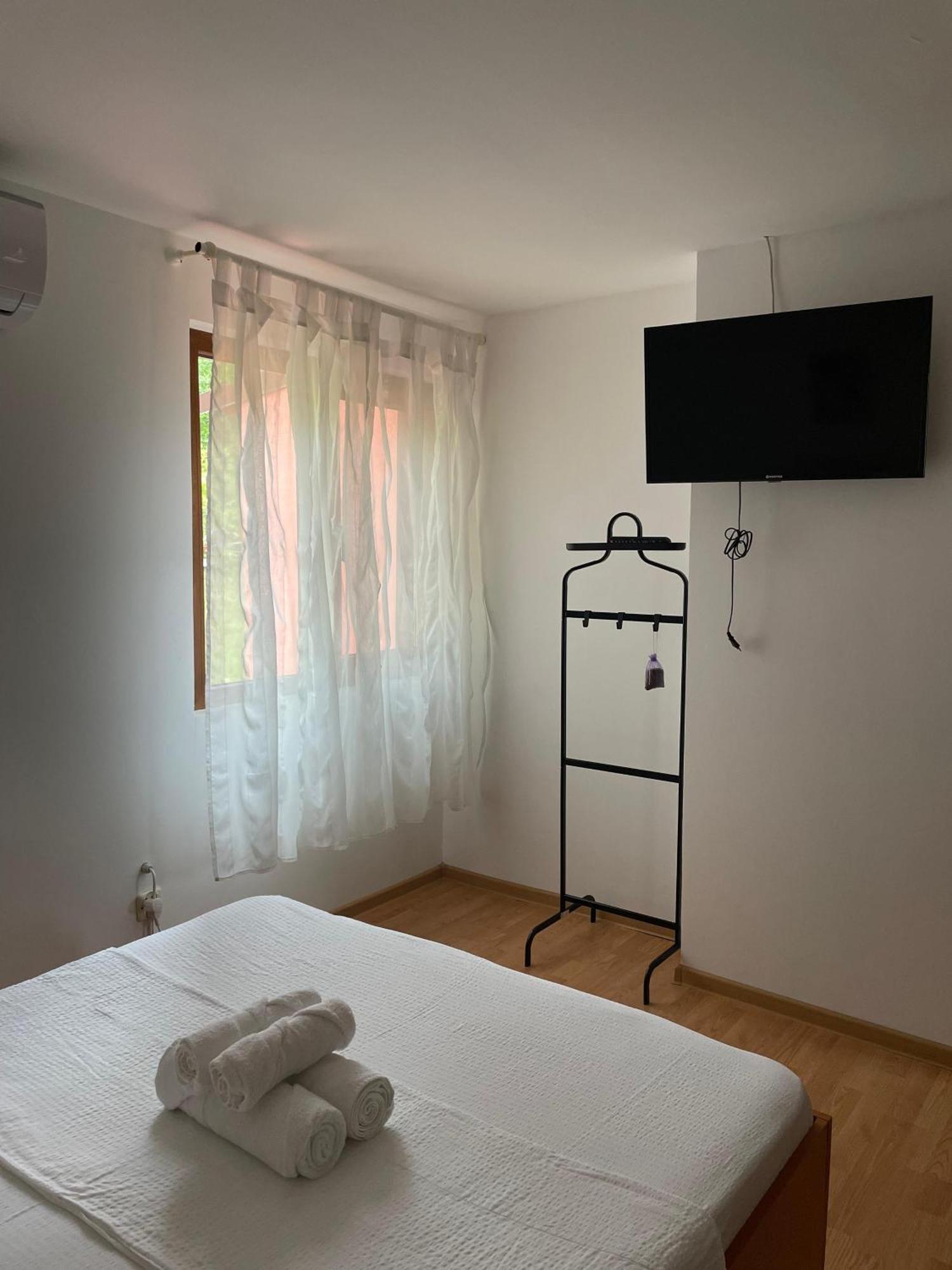 Villa Casa Melania Ieşelniţa Exterior foto